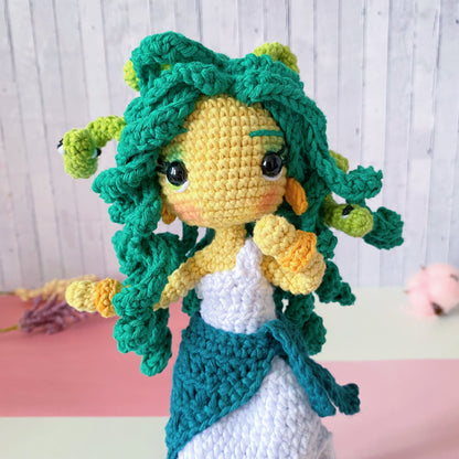 Medusa - Crochet Amigurumi Pattern (PDF) - Greek Mytology