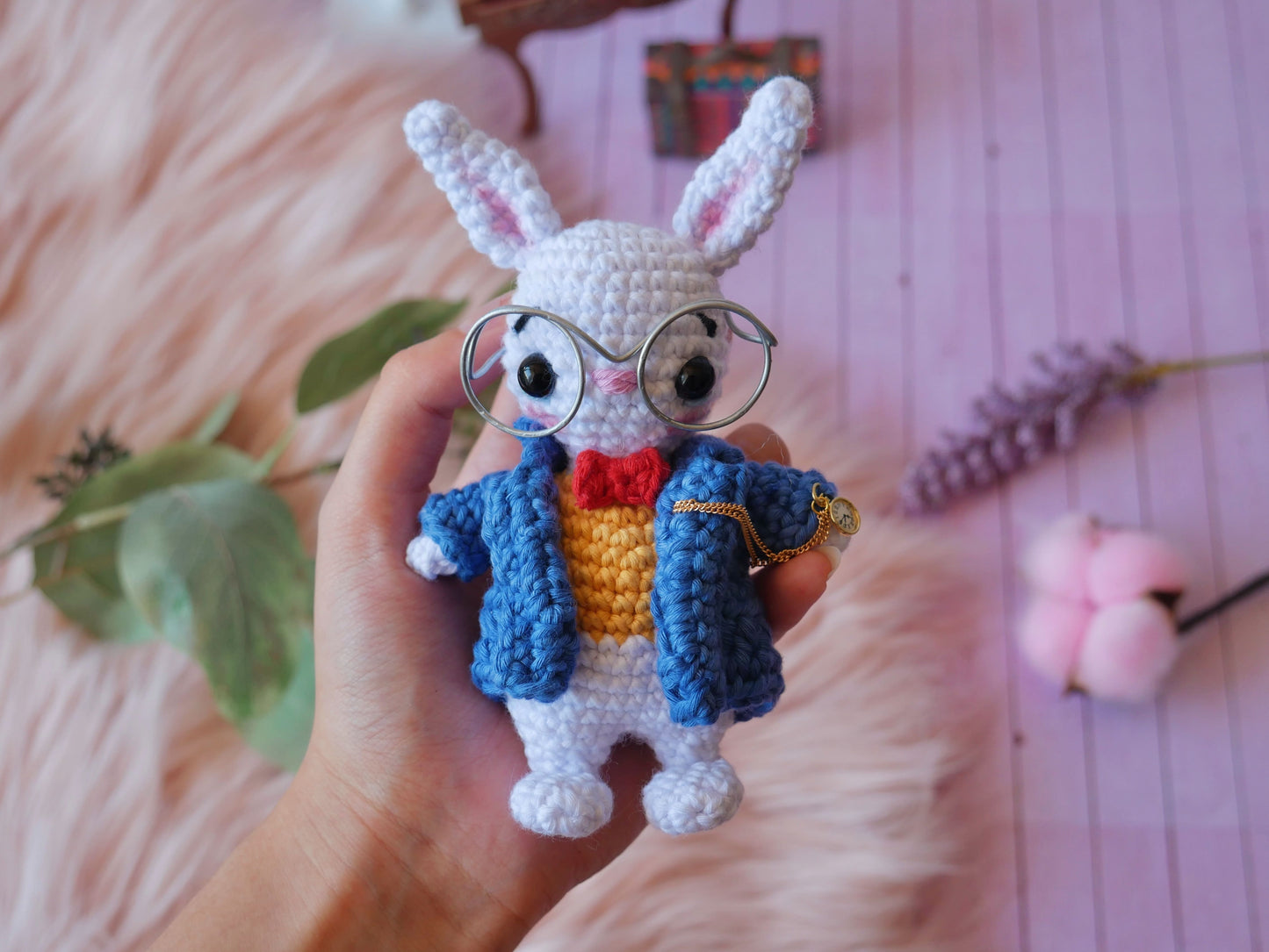 White Rabbit - Crochet Amigurumi Pattern (PDF) - Alice in Wonderland
